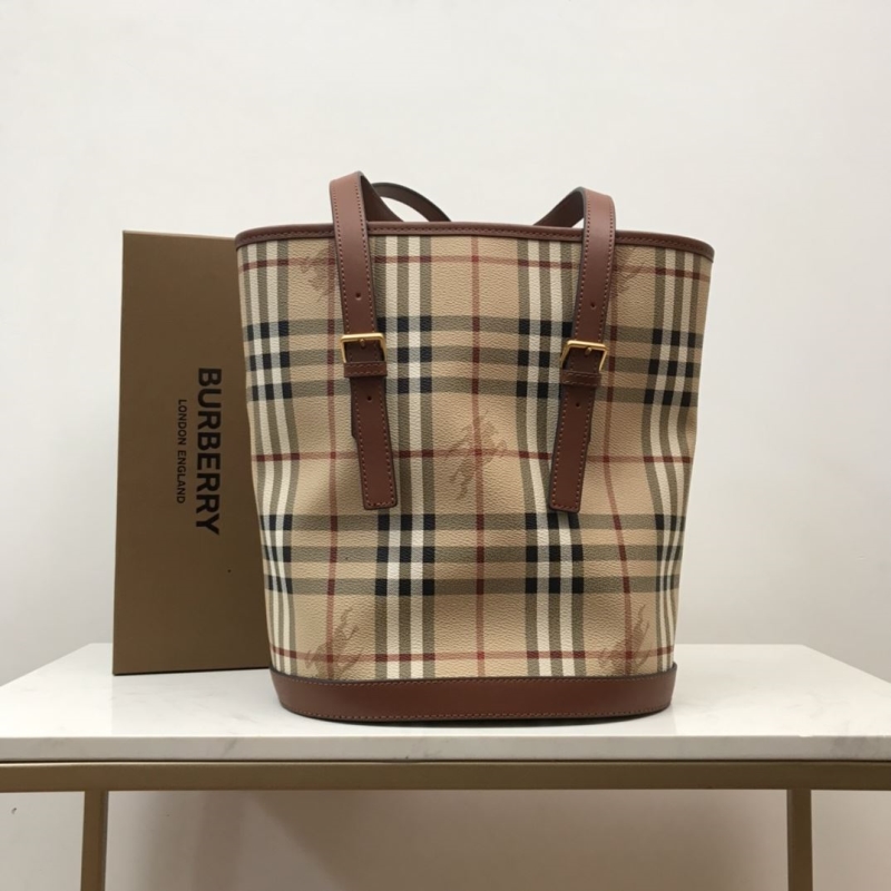 B**rry shopping bags